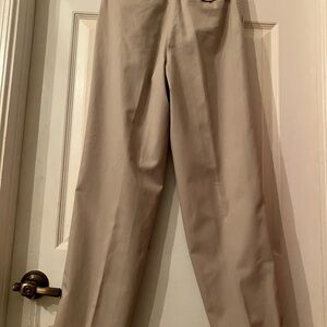 Chaus Size 8 Tan Casual Slacks